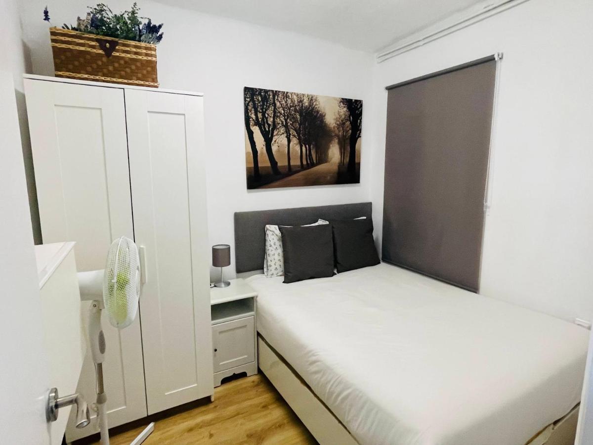 Beach Apartment Barca 6 Sant Adria de Besos Exterior photo